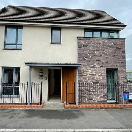 Holiday Home In Cardiff. Sleeps 6 Bagian luar foto