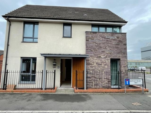 Holiday Home In Cardiff. Sleeps 6 Bagian luar foto