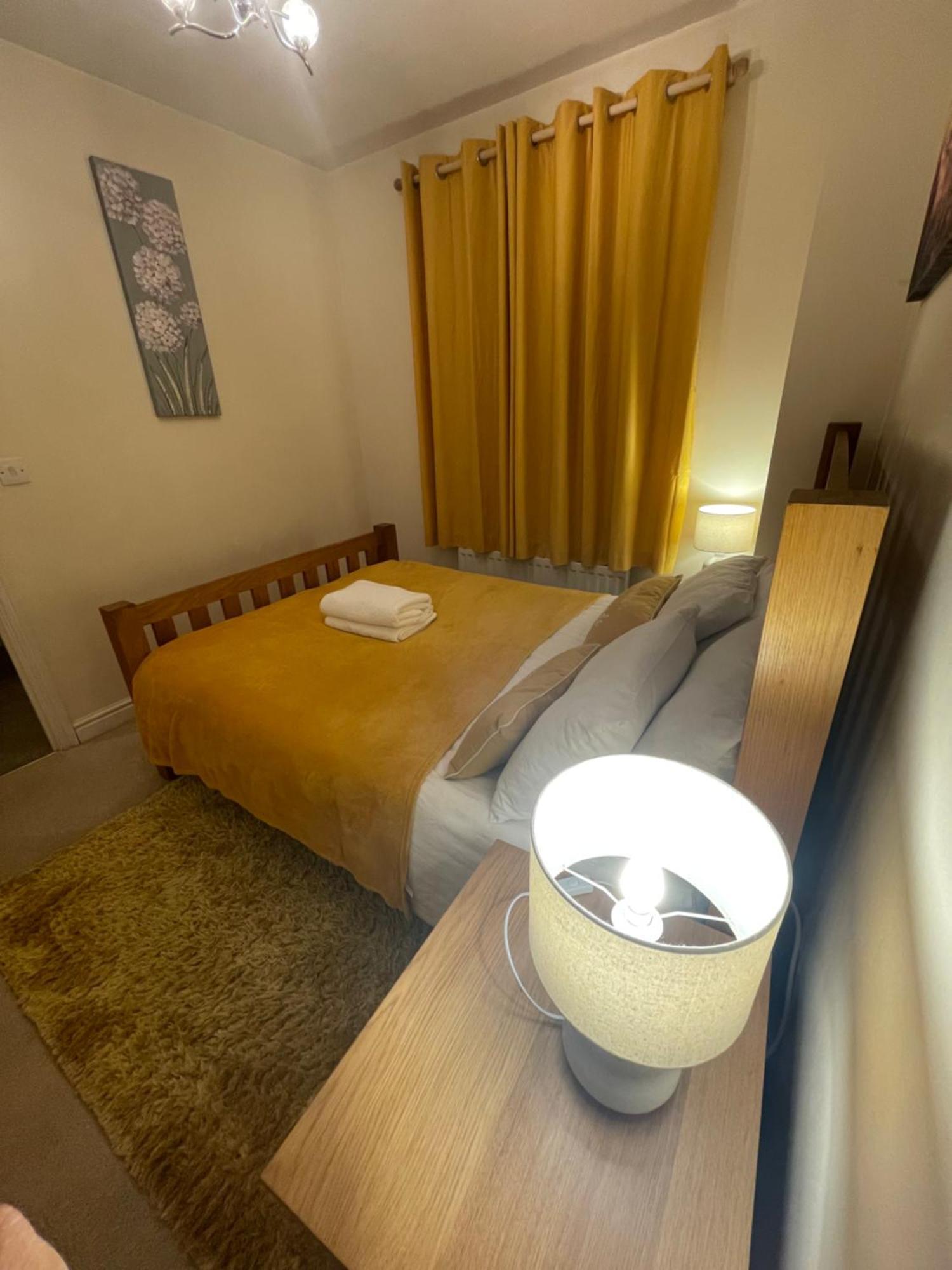Holiday Home In Cardiff. Sleeps 6 Bagian luar foto