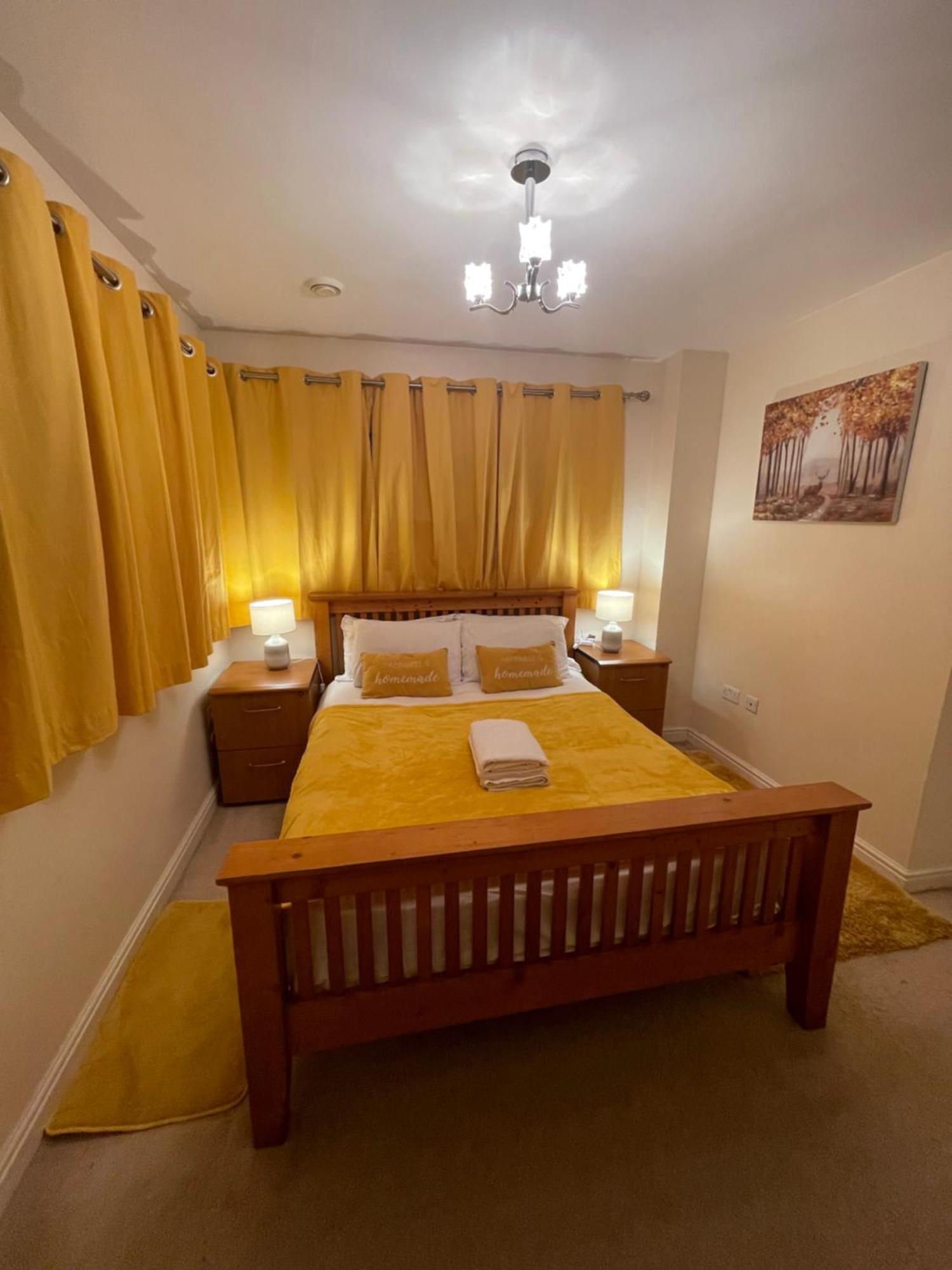 Holiday Home In Cardiff. Sleeps 6 Bagian luar foto