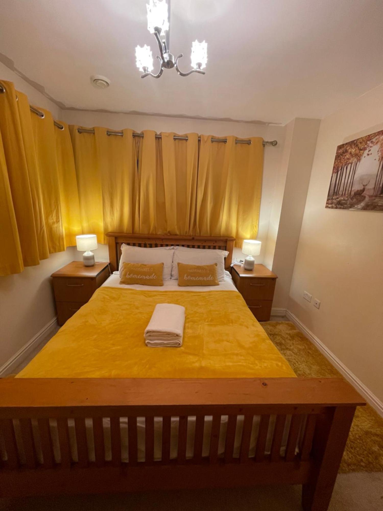 Holiday Home In Cardiff. Sleeps 6 Bagian luar foto