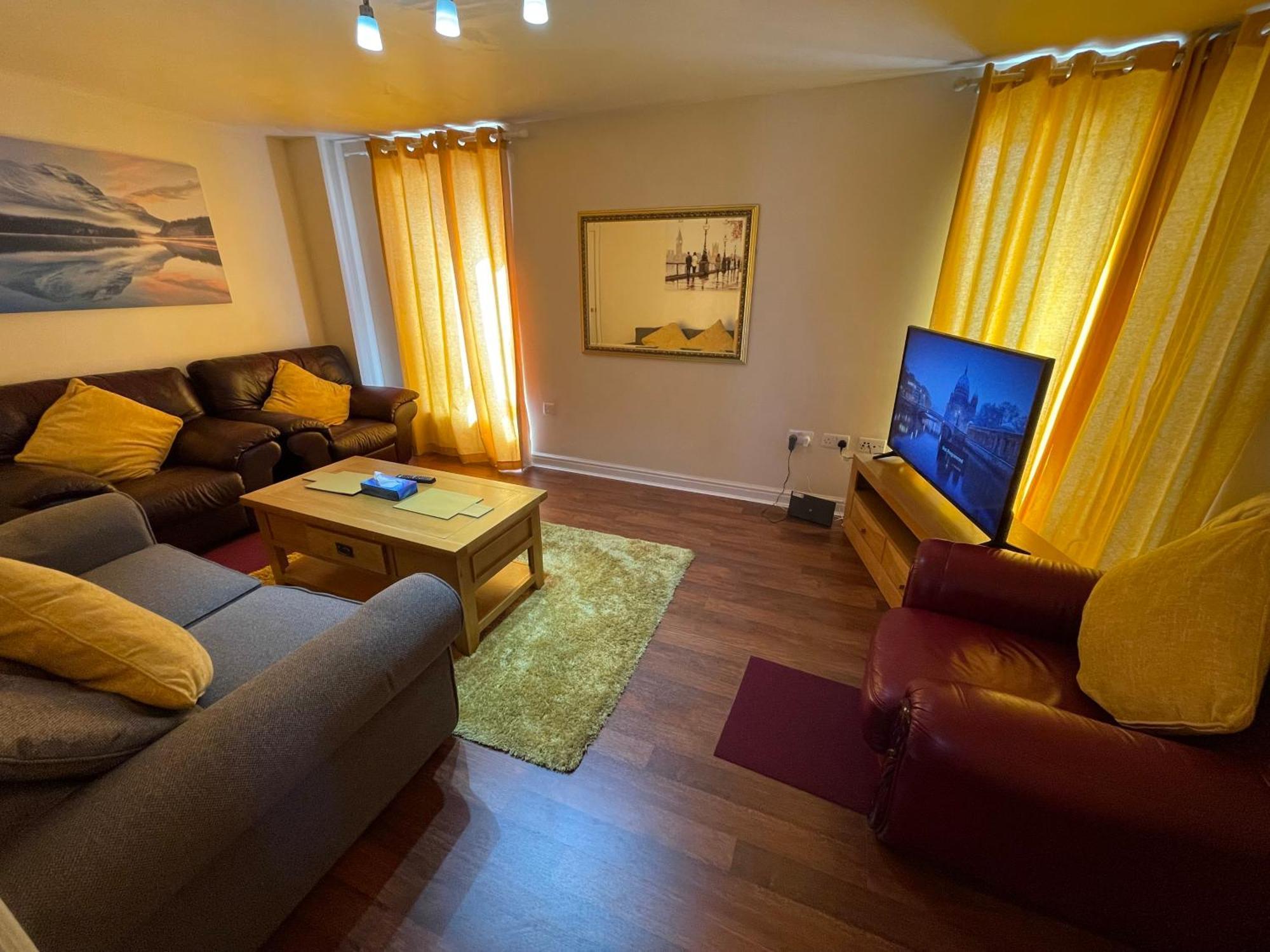 Holiday Home In Cardiff. Sleeps 6 Bagian luar foto